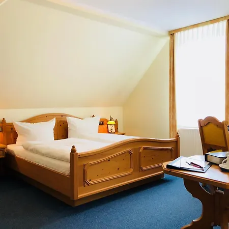 Hotell Waldhaus Oelper